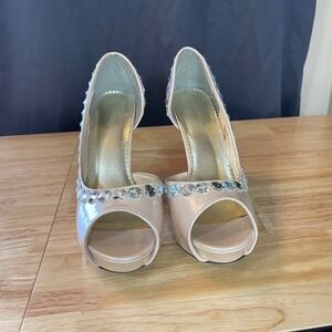 Jonathan Kayne Nude Iridescent Crystal Embellished Platform Peep Toe Pumps 11M